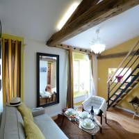 Studio with Single Mezzanine (3 Adults) - E5DD Yellow Cake