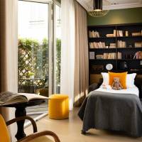 Triple Room with Terrace and with Private Hammam Access