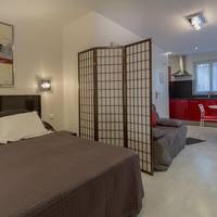 Deluxe Quadruple Studio