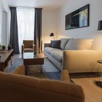 Deluxe Two-Bedroom Apartment