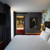 Classic Double Room with Courtyard View