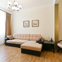 One-Bedroom Apartment with Balcony - Prospekt Nezavisimosti 37
