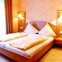 Two-Bedroom Apartment with Balcony (6 Adults)