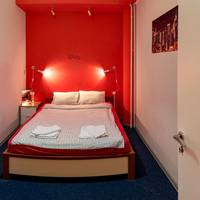 Deluxe Double Room (2 Adults + 1 Child)