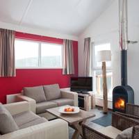 Luxury Three-Bedroom Chalet with Sauna (6 Adults)