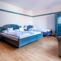 Triple Room with Bath