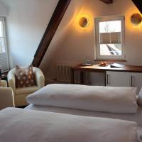 Deluxe Suite with Spa Bath