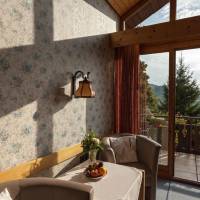 Budget Single Room with Access to Indoor Pool