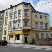 One-Bedroom Apartment with Balcony