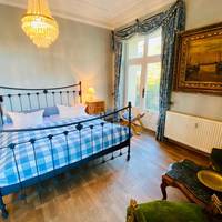 Double Room with View
