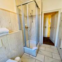 Double or Twin Room with Shower