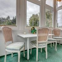 Apartment with Garden View