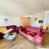 One-Bedroom Apartment D 6