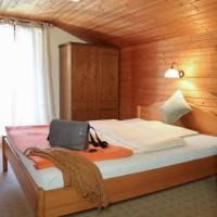 Single Room with Shared Bathroom and Balcony