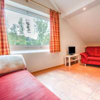 One-Bedroom Holiday Home