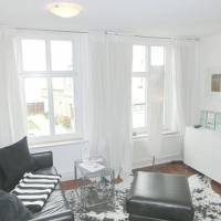 One-Bedroom Apartment 4