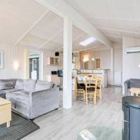 Five-Bedroom Holiday Home