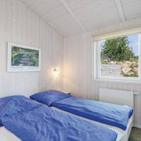 One-Bedroom Holiday Home