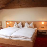 Basic Triple Room