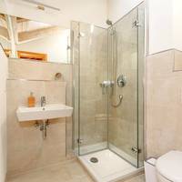 Apartment (2 Adults)