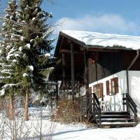 Three-Bedroom House (8 persons)
