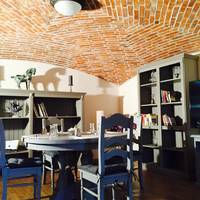 Deluxe Souterrain Apartment