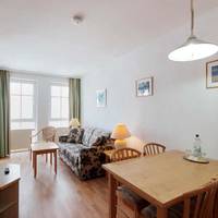 One-Bedroom Apartment 60RB642