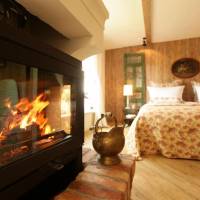 Suite with Garden View, Sauna and Fireplace