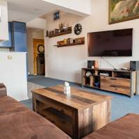 One-Bedroom Apartment - 128
