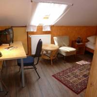 Single Room with Facilities on the Same Floor