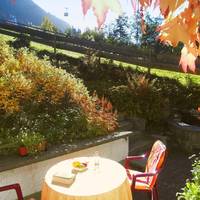Apartment with Garden View