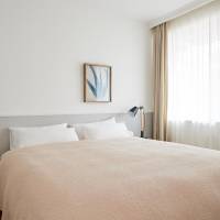 One-Bedroom Apartment (3 Adults)