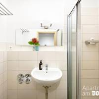Apartment with Shower