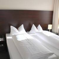 Signature Suite