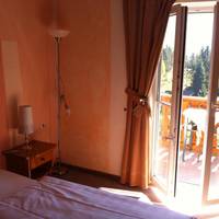 Double Room (with private bathroom across the hall)