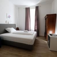 Double Room with Shared Bathroom