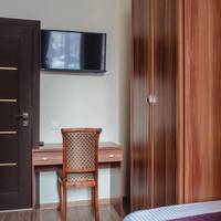 Economy Twin Room with Private External Bathroom