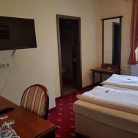 Double or Twin Room with Garden View