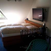 Double Room (1-2 persons)