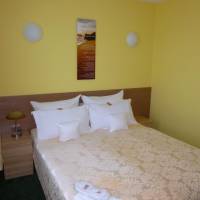 Double Room for Single Use