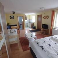 Studio Apartment with Terrace
