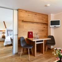 Junior Superior Suite with Lake View