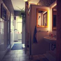 Basic Triple Room with Shared Bathroom