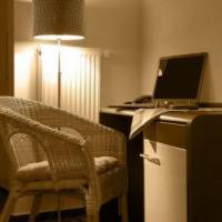 Medium Double Room