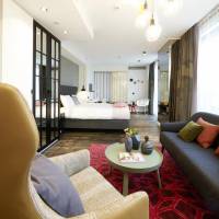 Urban Suite with Balcony