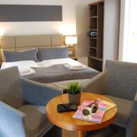 Studio 4 Adults