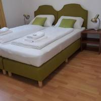 Triple Room with Shared Toilet