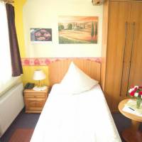 Standard Single Room with Shower