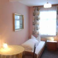 Single Room with Shared Bathroom