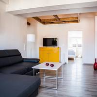 Apartment with Balcony E